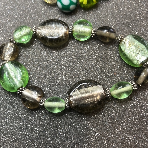 2 bracelets - Picture 4 of 4